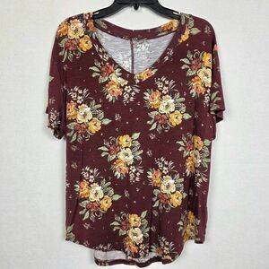 Maurices 24/7 L Burgundy Floral V-Neck Soft Tee